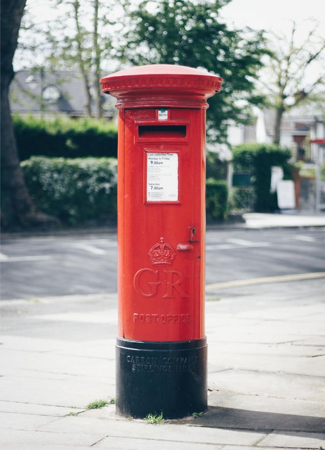 How to use parcel postbox