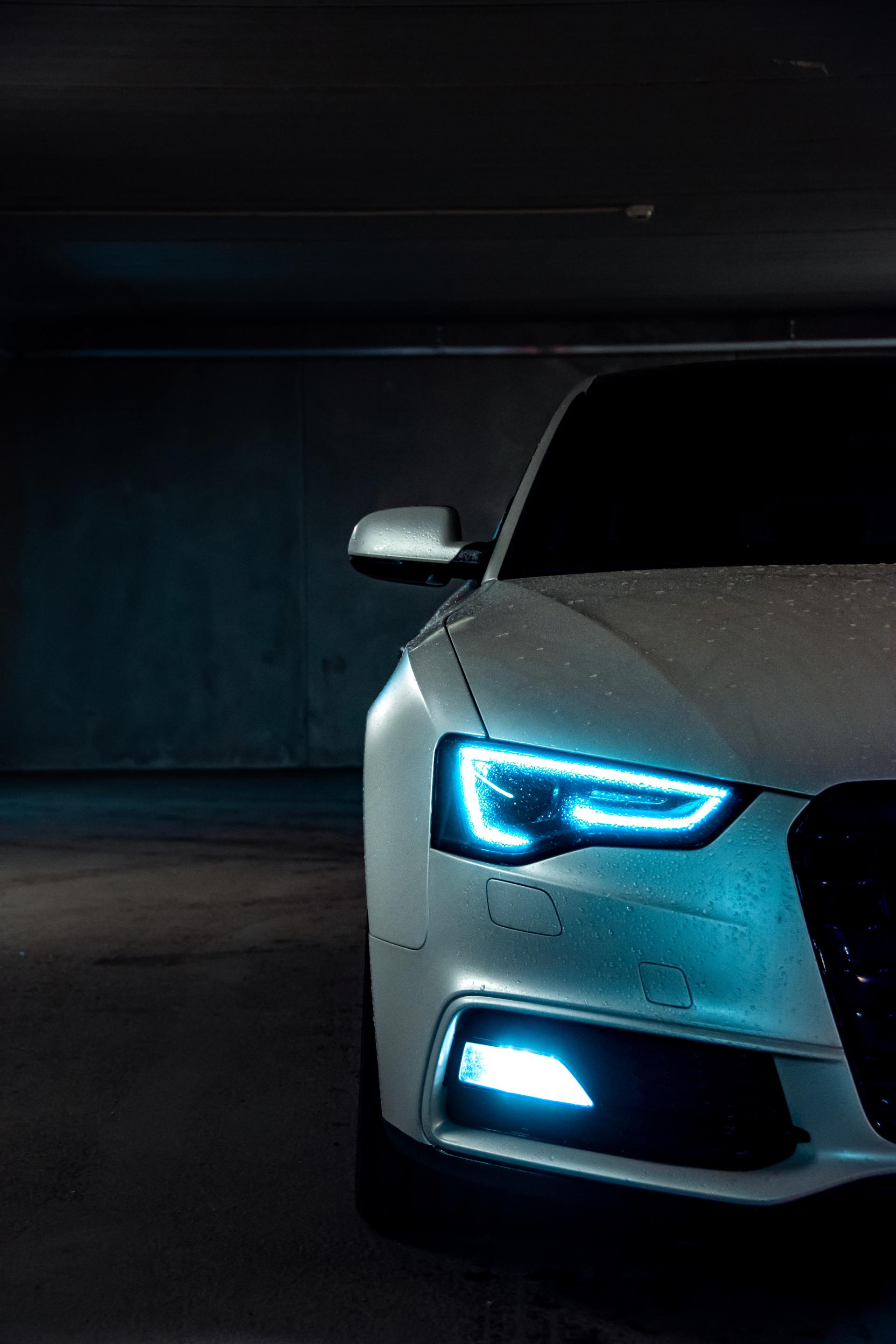 Picture of Audi in the rain at night