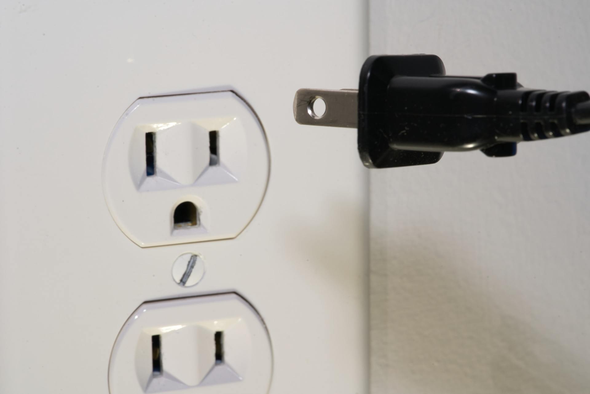 troubleshooting why an outlet doesn't work