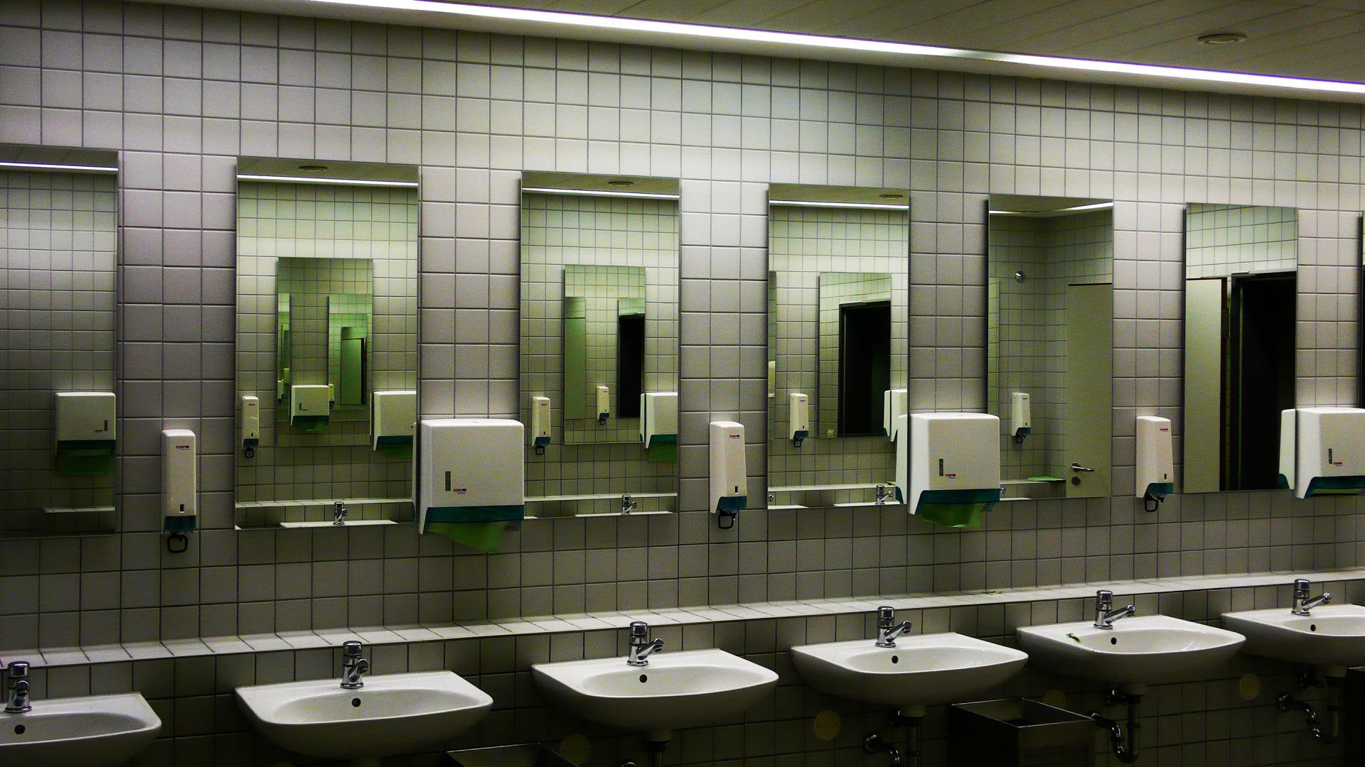Best Practices for Restroom Cleaning from Commercial Cleaning Experts