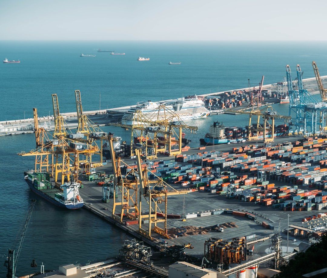 Transports Routiers de Marchandises Container Maritime