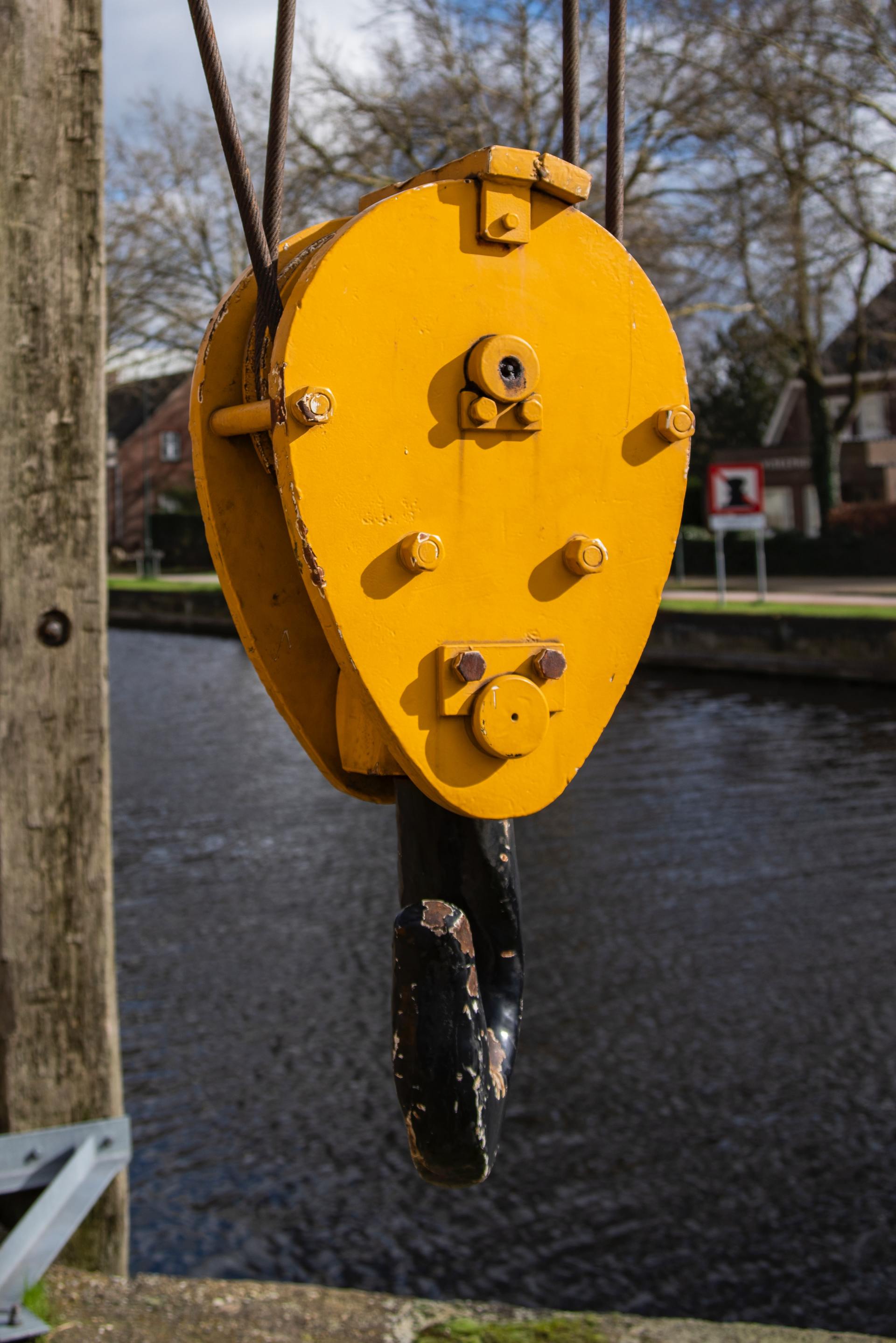 I vårt måleri utförs industriell våt- och pulverlackering