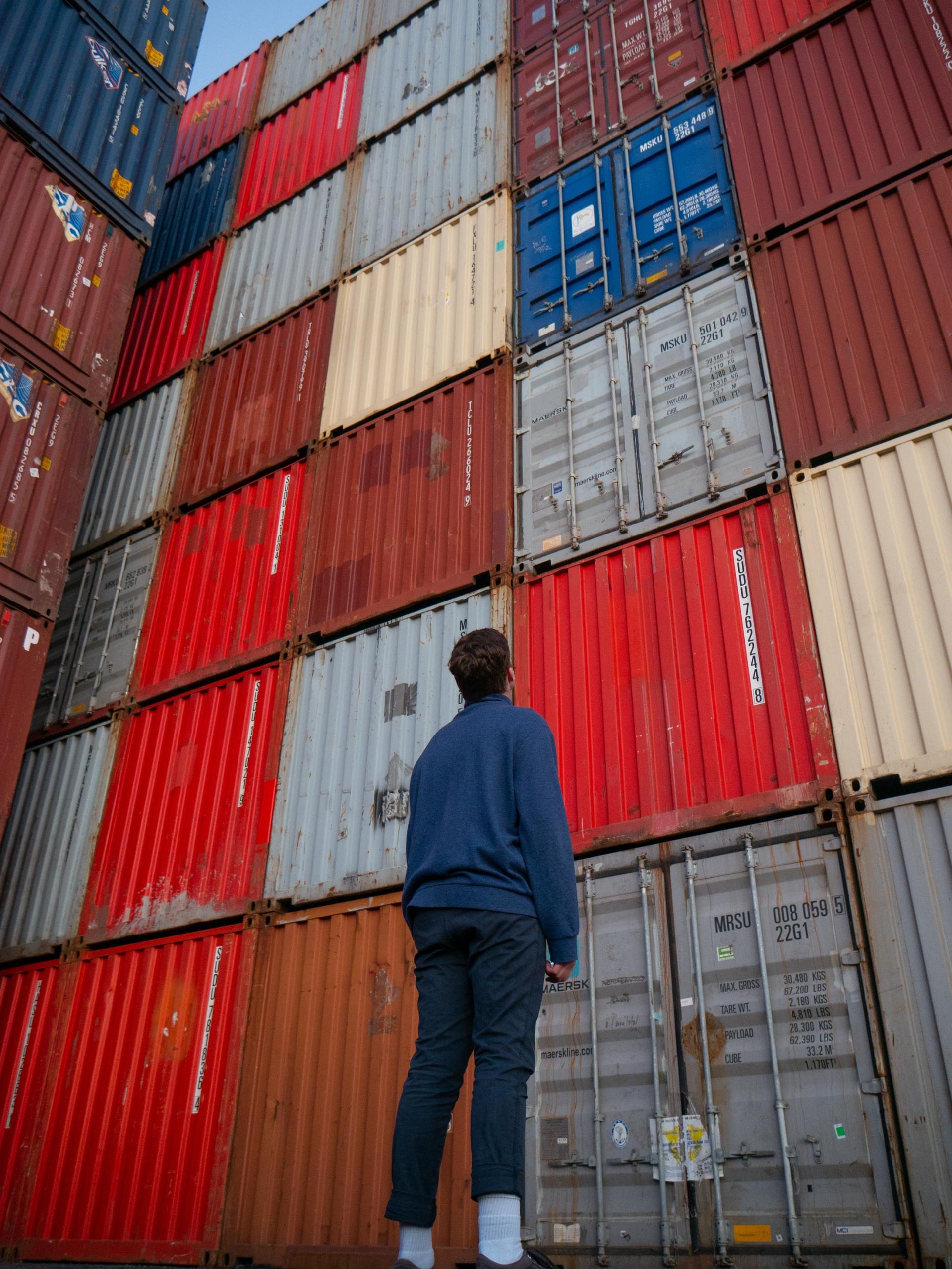 Logistics, containers, freight, cargo, transportation, international, 3pl
