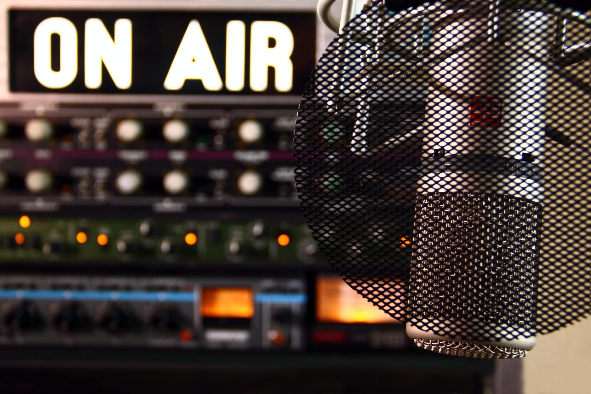 Top 14 radio directories to submit your station and grow your audience in 2021