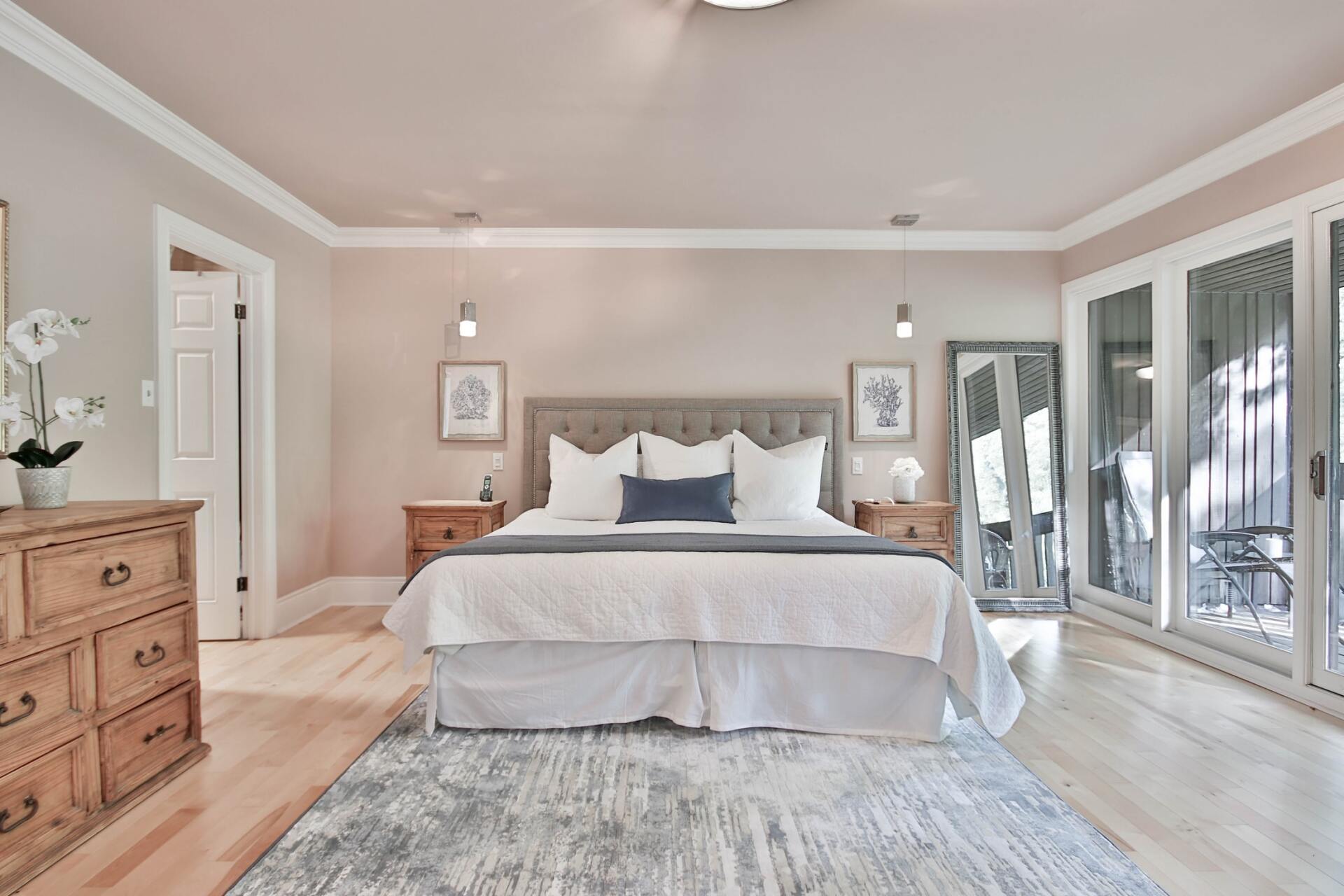 SHOP BEDROOM FURNITURE