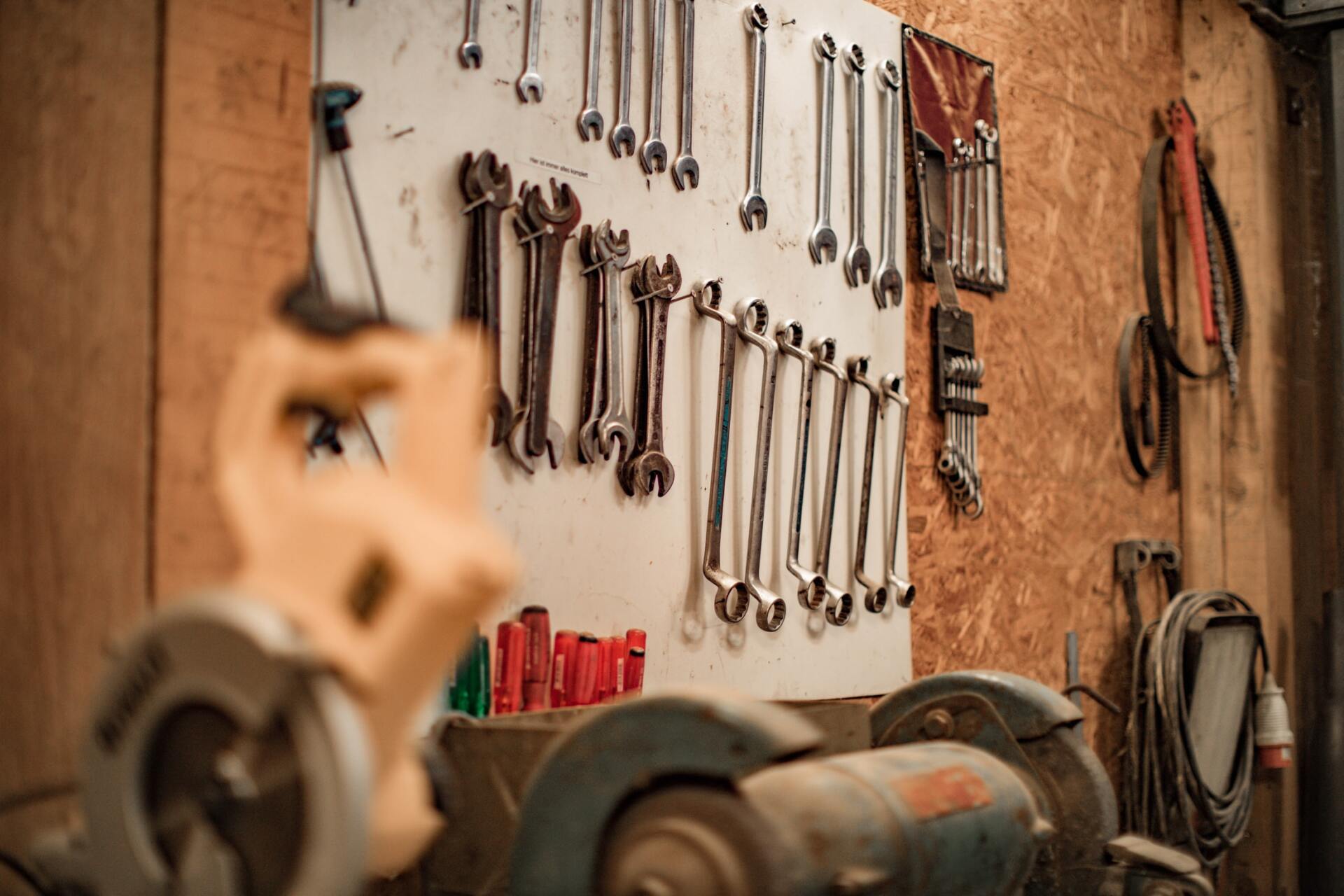 tidy garage