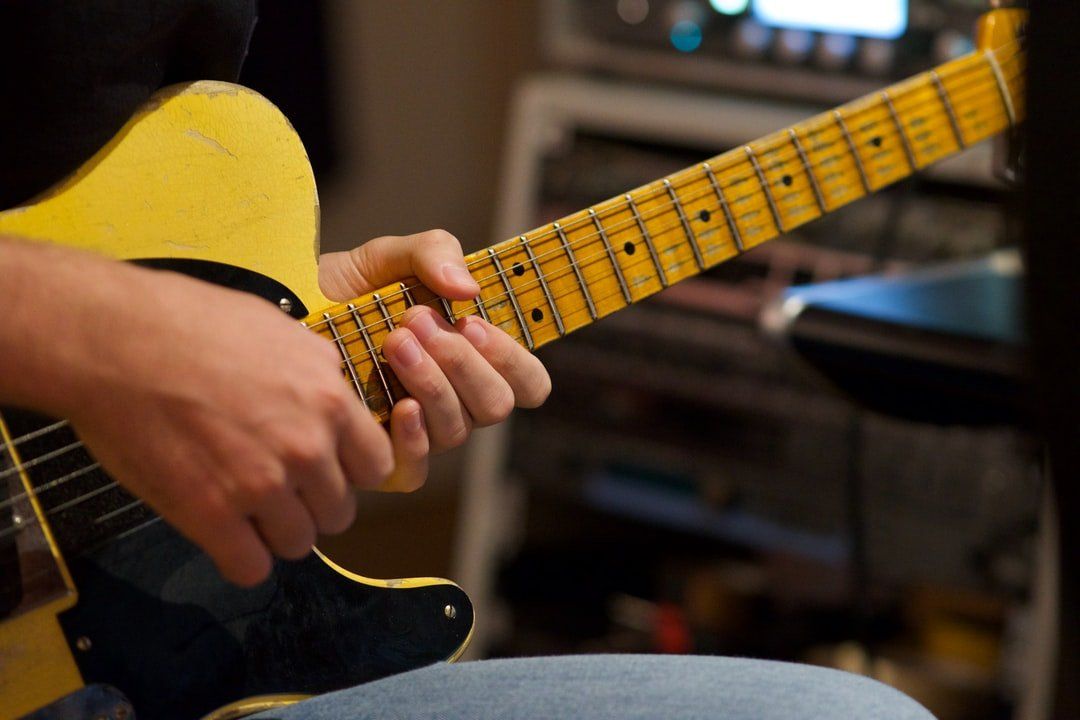 Guitarist in studio