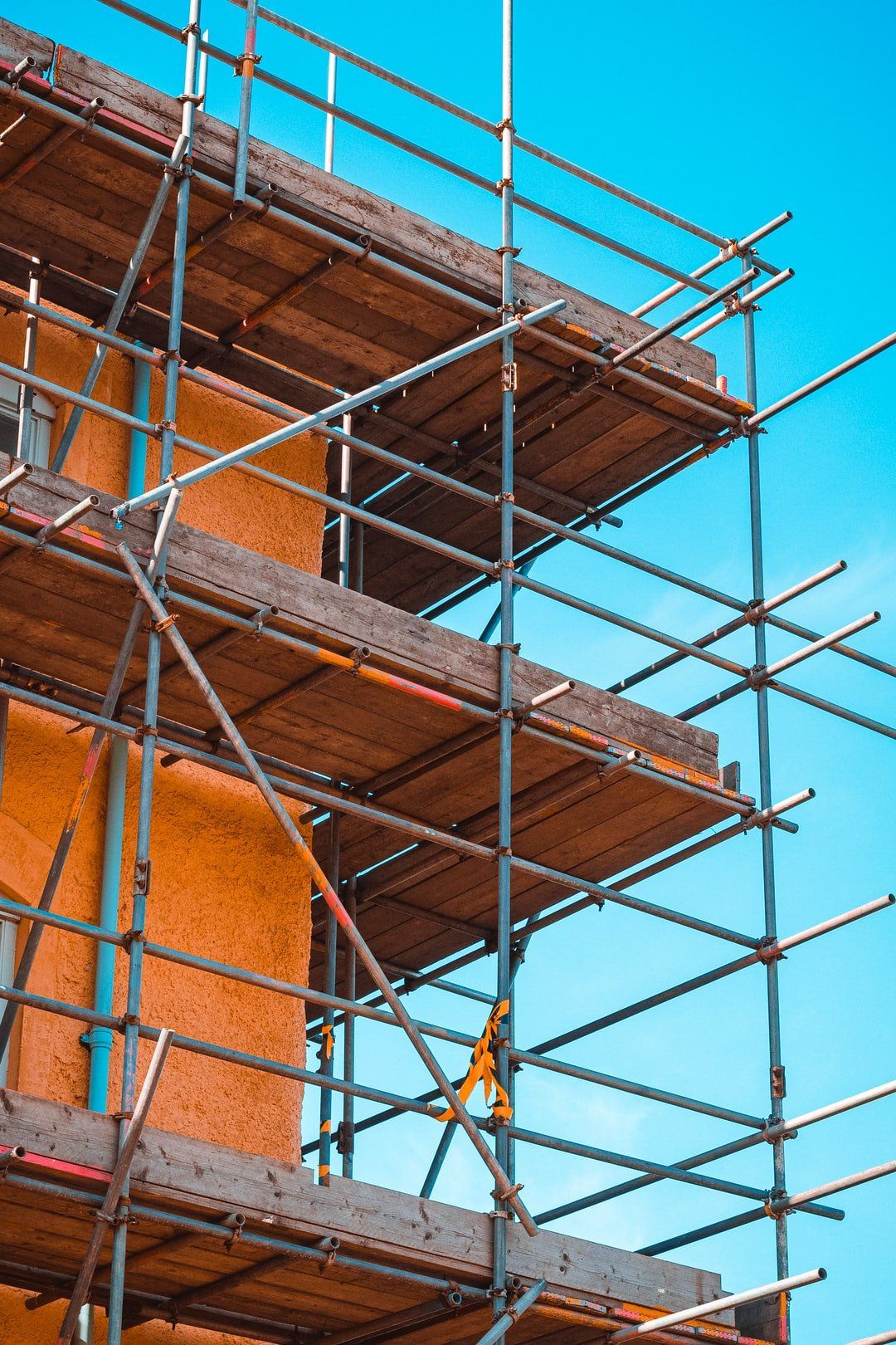 Construction financial losses are high but insolvencies are low. How will this unfold?