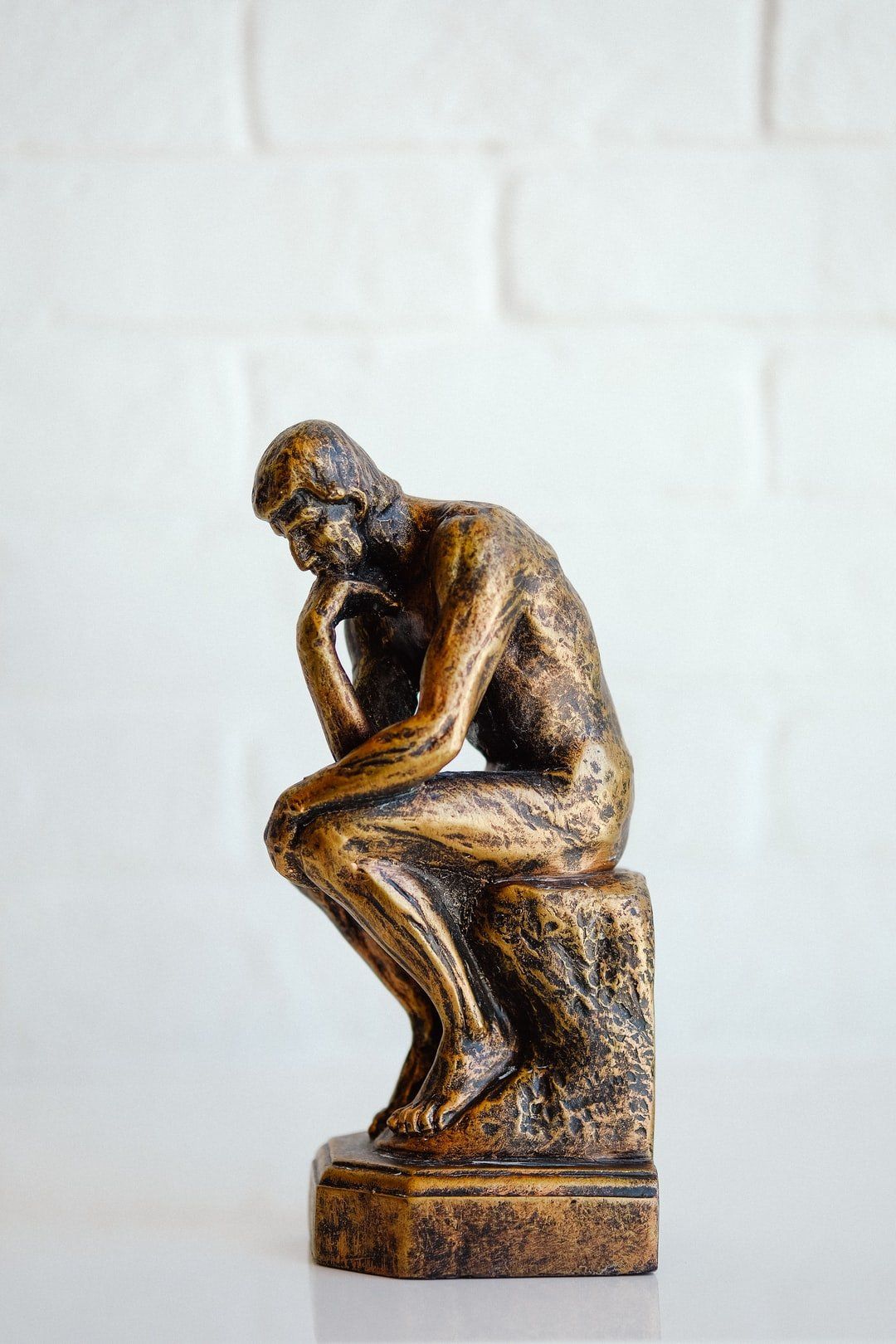 Thinking sculpture