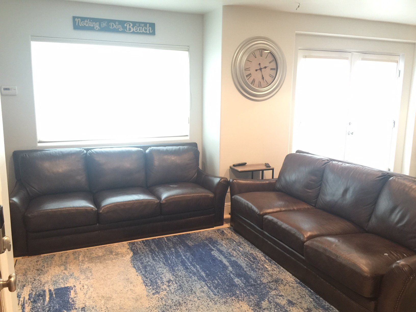 2 Story Mission Beach Condo Steps to Sand + Bikes!