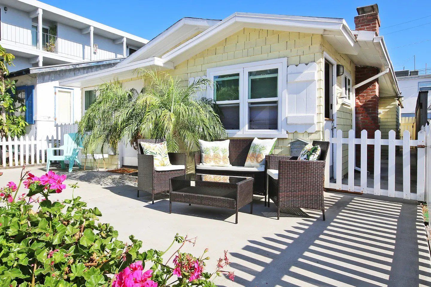 Tommy Bahama Beach Cottage